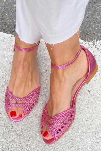 Jolina - Golden Woven Sandals