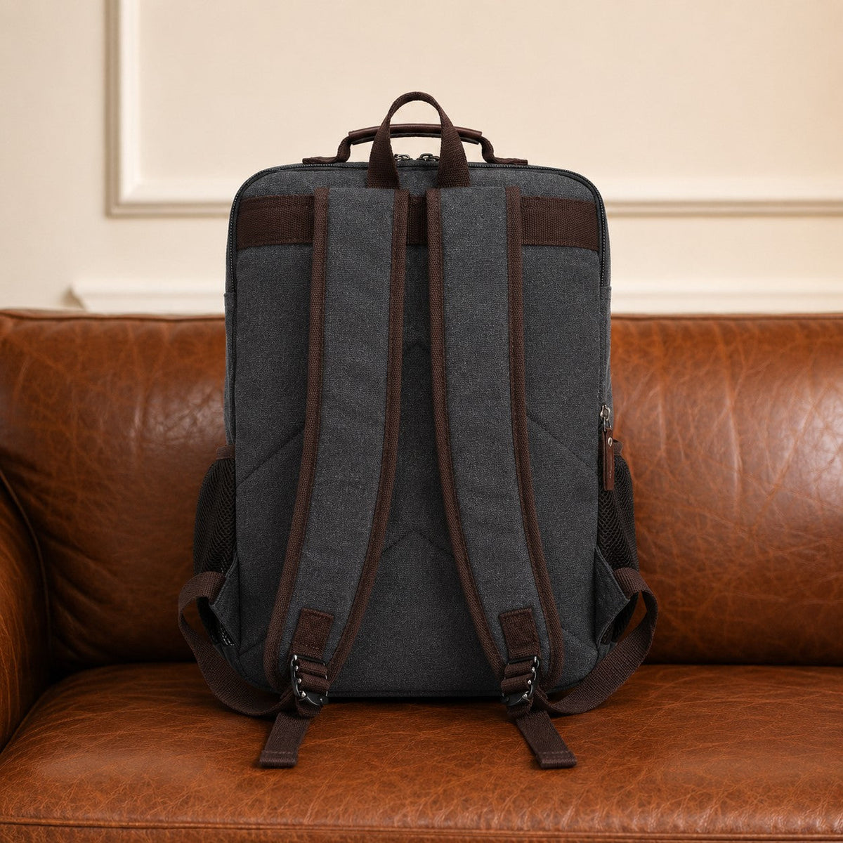 RUGGED TRAIL DAY BACKPACK