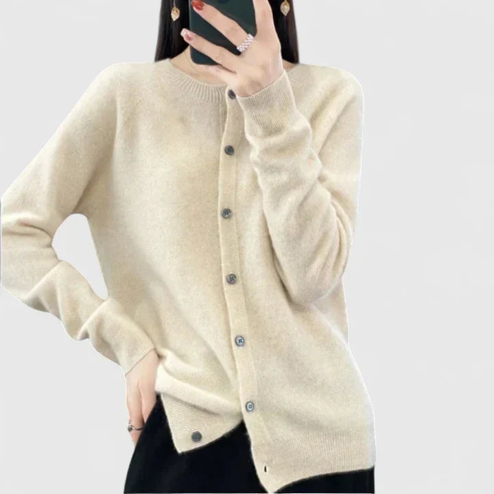 EMILIA – CLASSIC BUTTON CARDIGAN