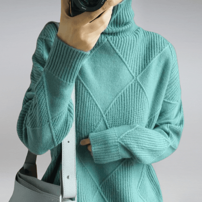 KATE – ELEGANT TURTLENECK SWEATER