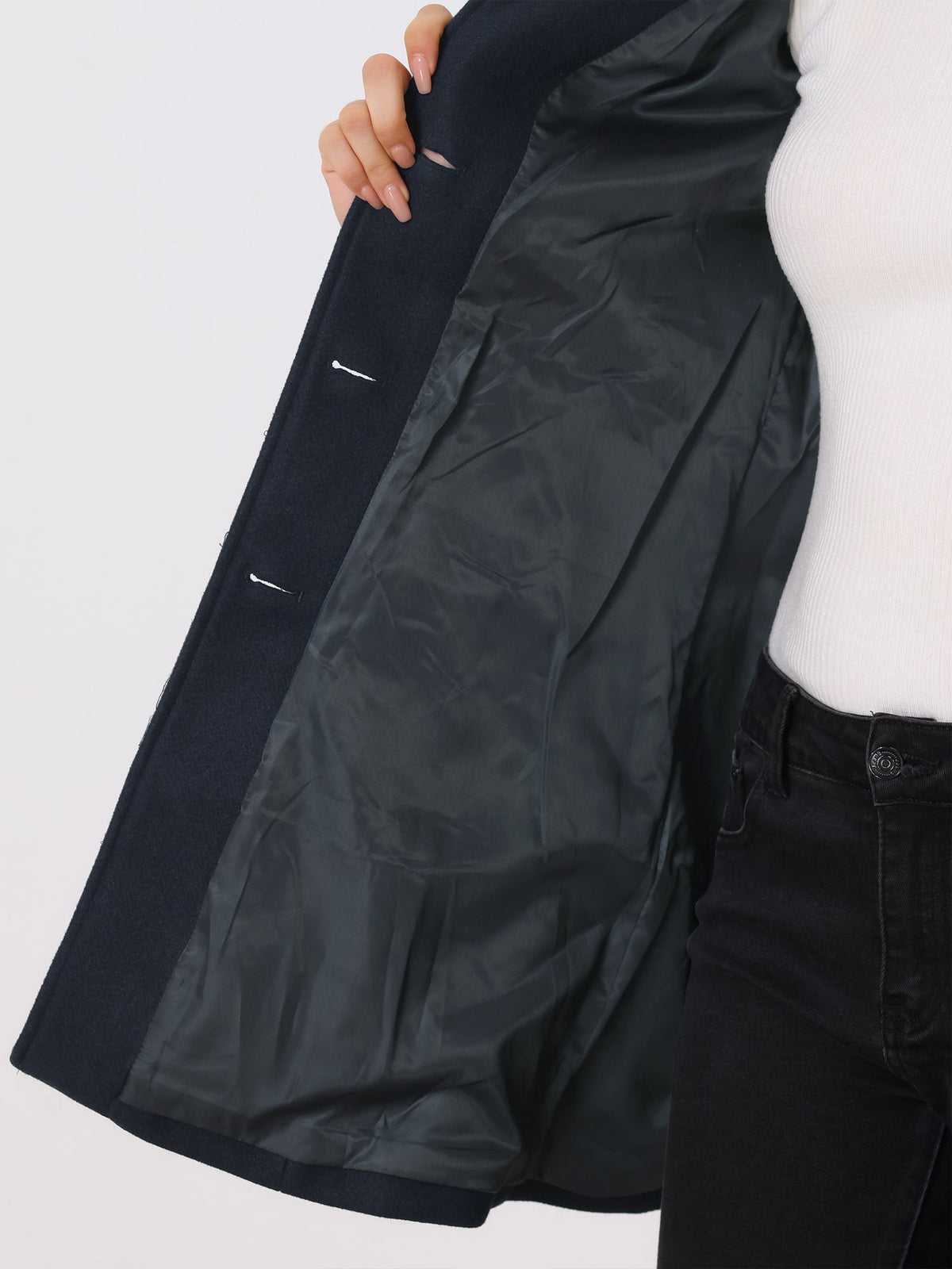 Gabardina de invierno cruzada con cierre frontal de botones